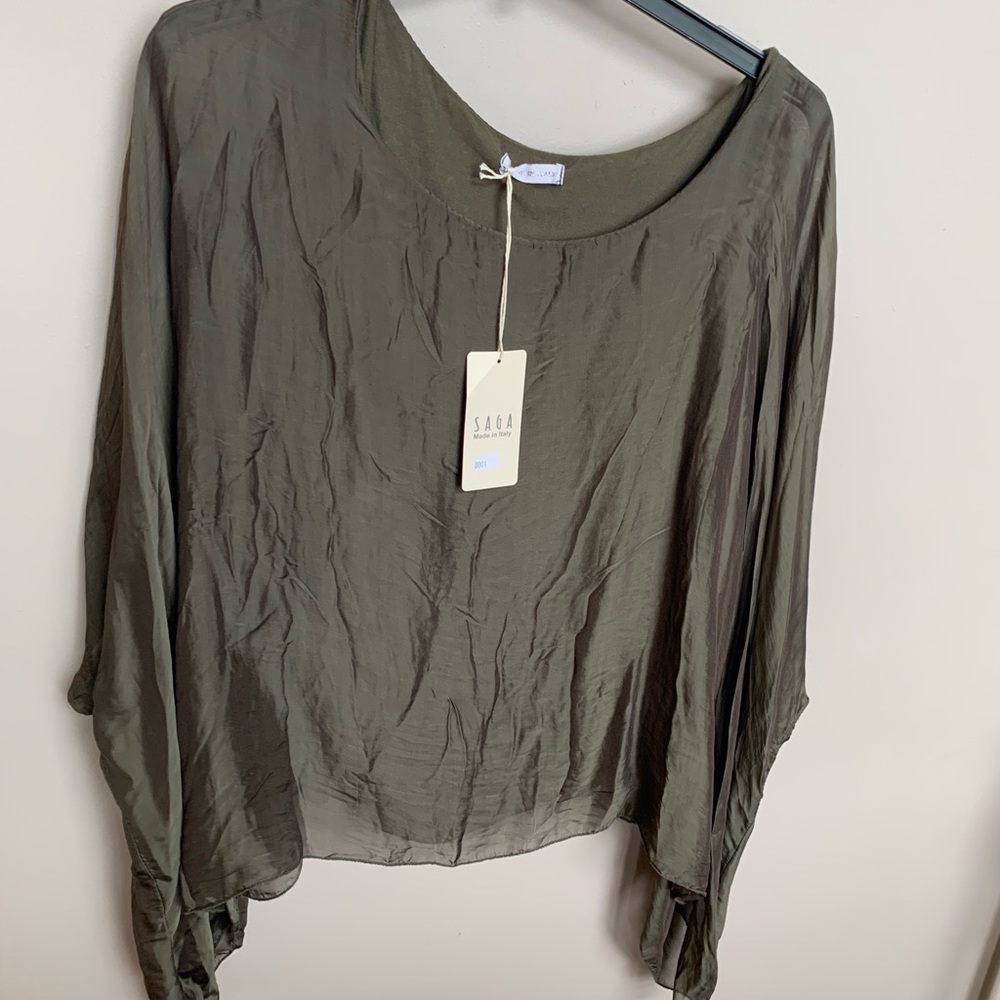 Ladies flowing top